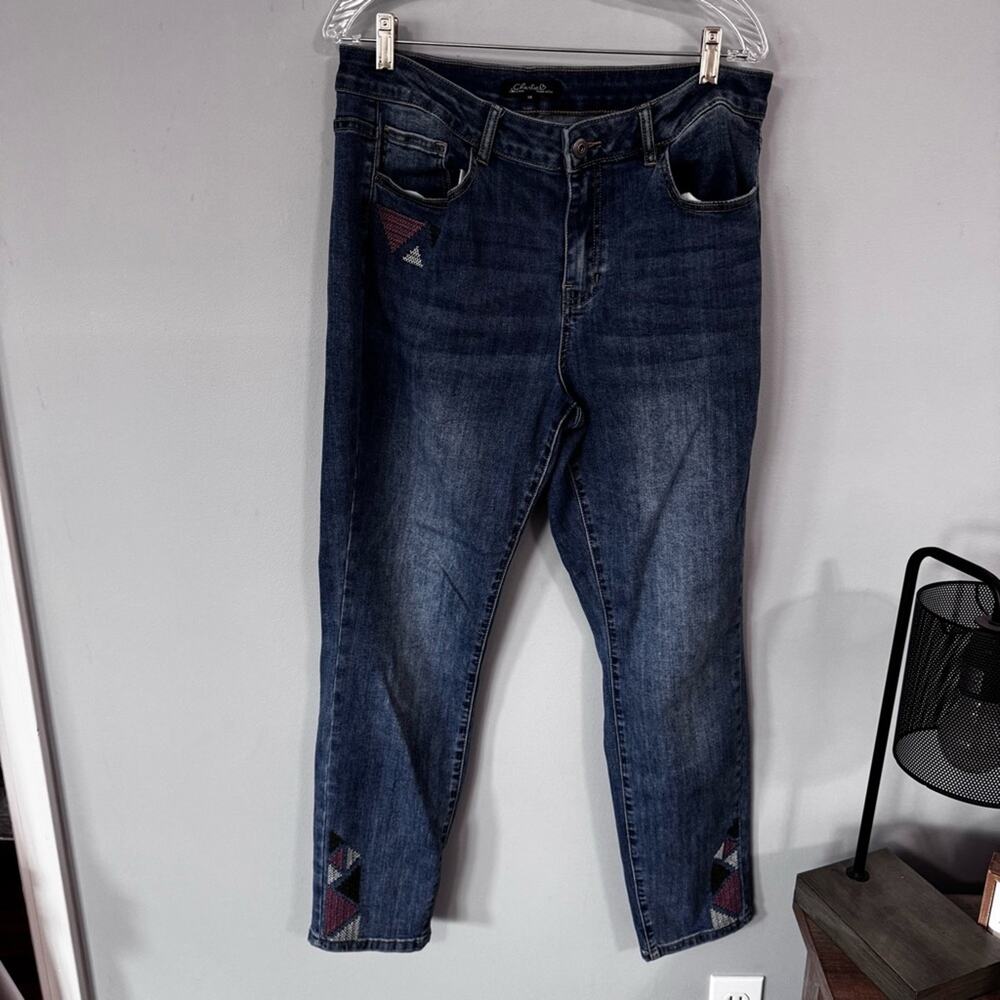 Charlie Co Embroidered Detail Ankle Jeans Women’s Plus Size 14 Medium Wash